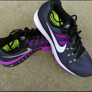 Nike Air Zoom Structure 19