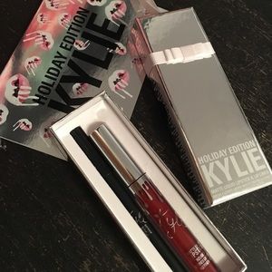 LIMITED EDITION Holiday Kylie Lip Kit