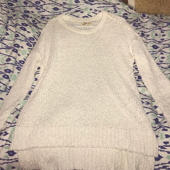 White Hollister High-Low Sweater