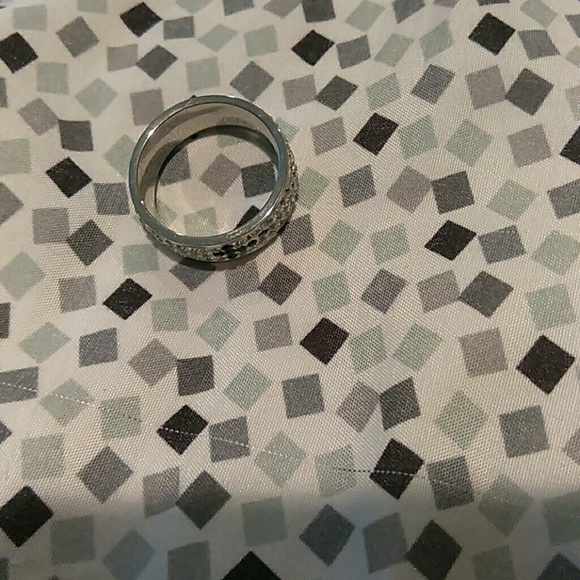 Cross ring - Picture 3 of 3
