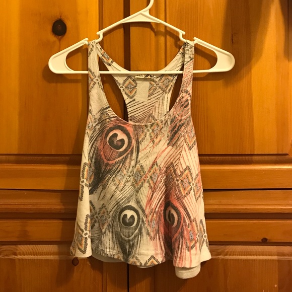 Cute peacock tank top - Picture 1 of 3