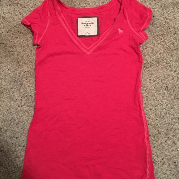 Abercrombie v-neck