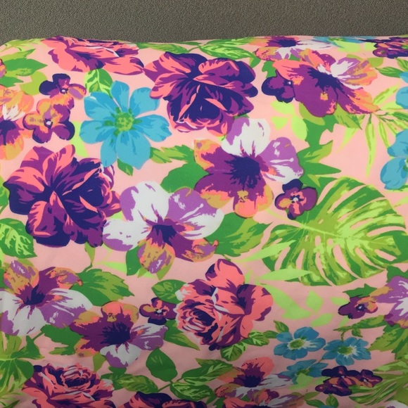 Summer dress! - Picture 3 of 3