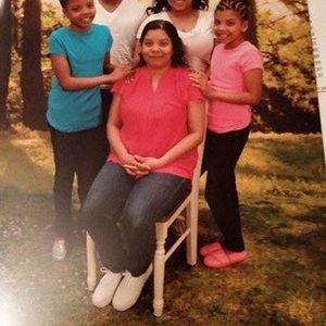 Meet your Posher, Kendra