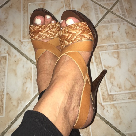 Michael Kors leather shoes - Picture 2 of 4