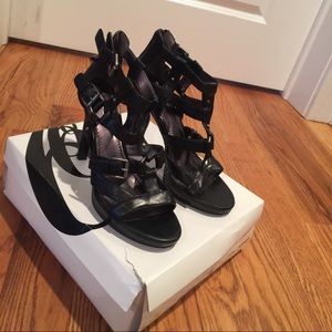 Nine West sandals