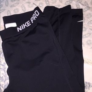 Nike Pro cropped leggings