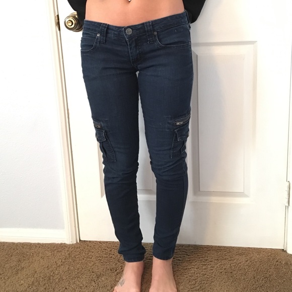 Frankie B. skinny cargo jeans!
