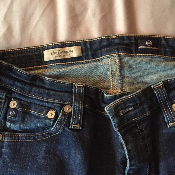 AG "The Legging" skinny jeans, size 27