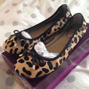 Me Too Leopard Shoes. Size 7.5