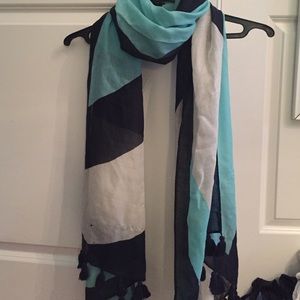 Vineyard Vines Scarf