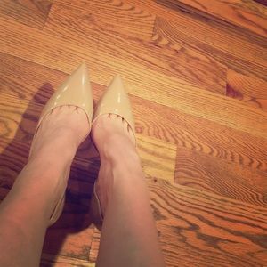 Jessica Simpson Sexy nude pumps