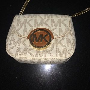 Michael Kors Fulton Small Crossbody