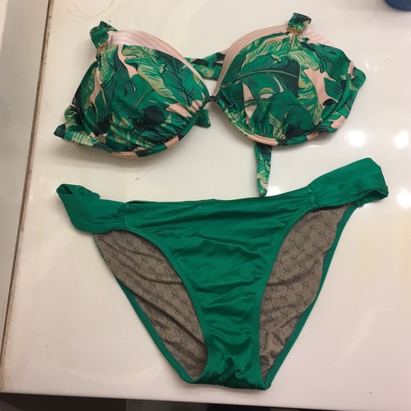 Victoria's Secret bikini