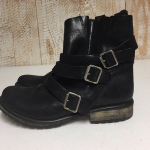 Steve Madden boots