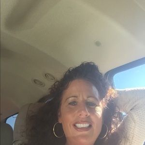 Meet your Posher, Karin