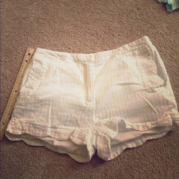 White scalloped shorts