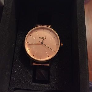 Nixon Watch