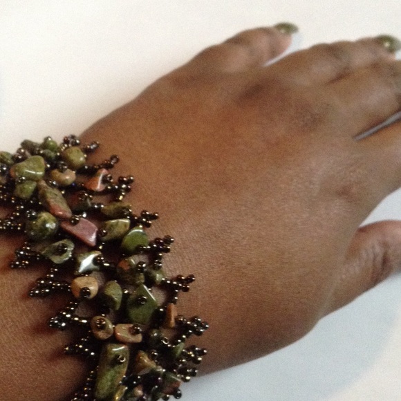 Artisan Crafted | Unakite Stone & Beaded Bracelet - Picture 3 of 3