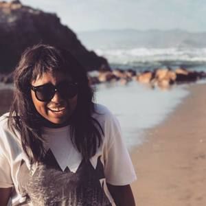 Meet your Posher, Chanel