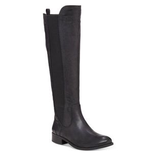 Jessica Simpson riding boots