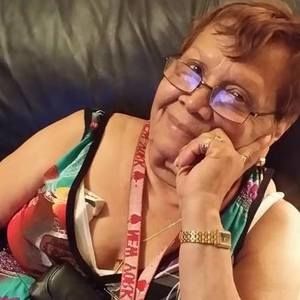 Meet your Posher, Ivelisse