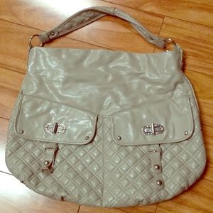Clay tote