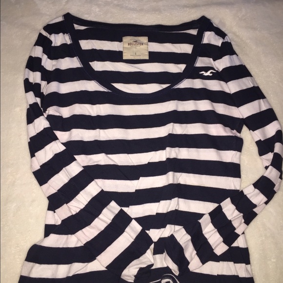 SOLD❤️ EUC favorite tee