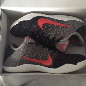 Kobe XI elite low "Tinker Muse"