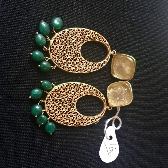 Beautiful silver earrings!
