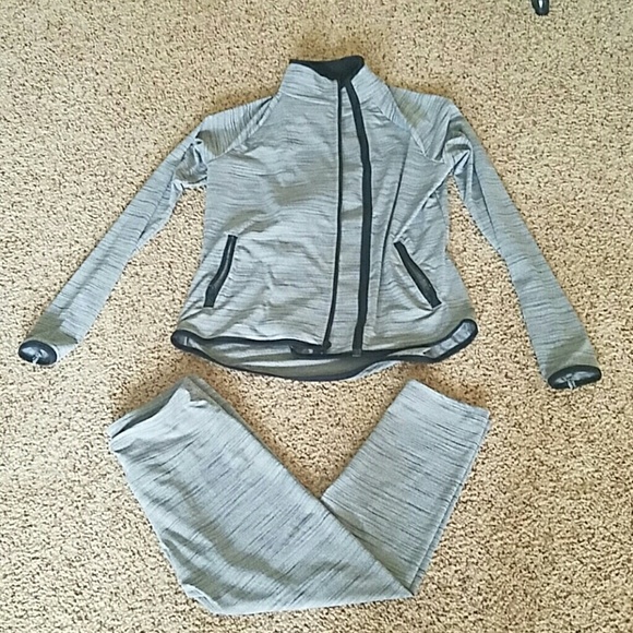 Hard Tail Workout Capris