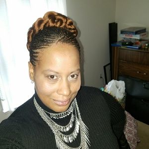 Meet your Posher, Tara