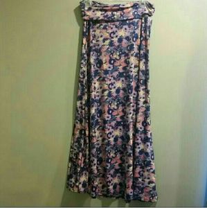 S | LuLaRoe Maxi