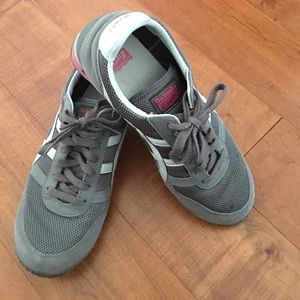 Onitsuka Tiger tennis shoes