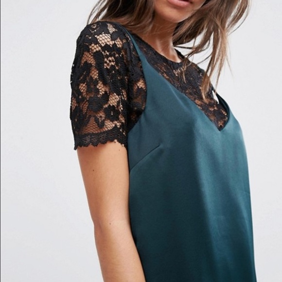 Dress - Picture 3 of 4
