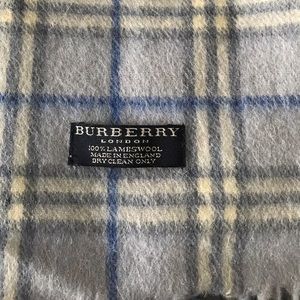 Authentic wool Burberry scarf