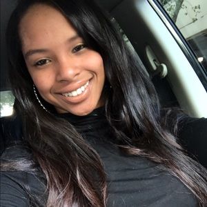 Meet your Posher, Devin