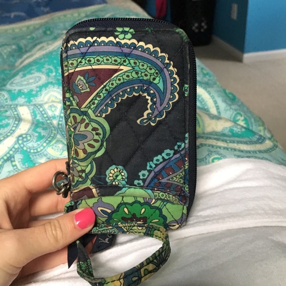 Vera Bradley Wallet - Picture 1 of 2
