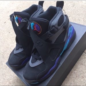 Aqua 8's