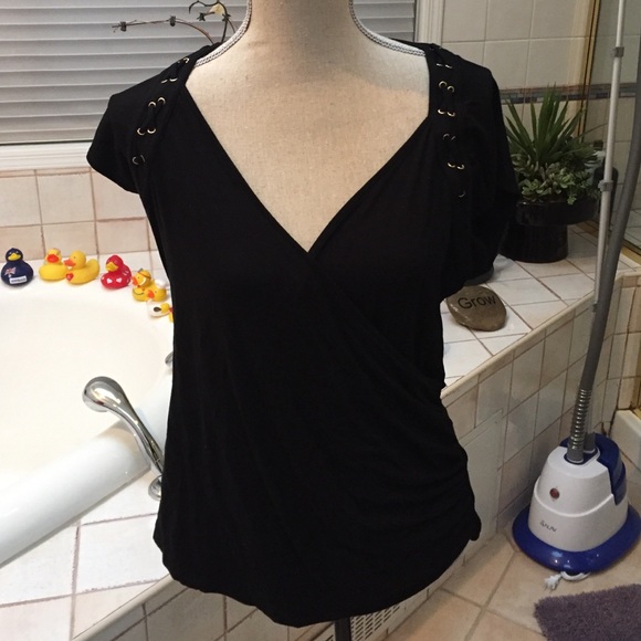 CACHE BLACK CAP-SLEEVE TOP
