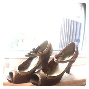 Madden Girl wedges/heels
