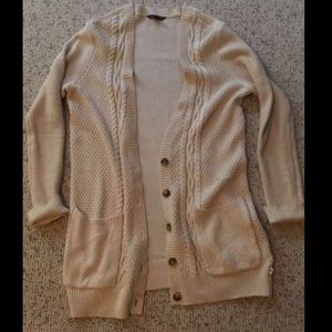 American eagle white sweater