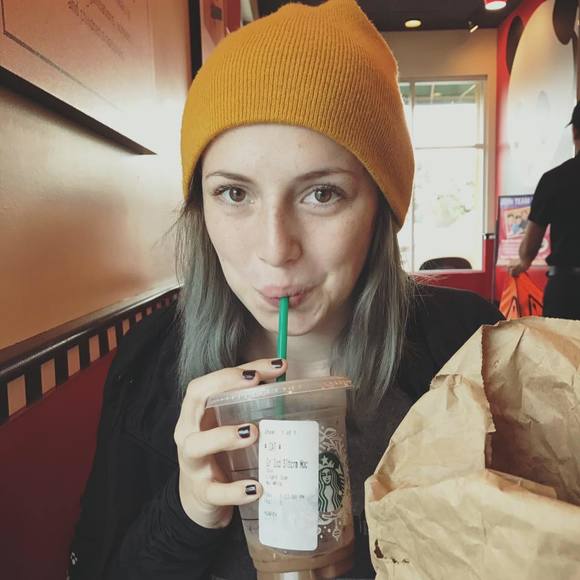 Meet your Posher, Katriel - Picture 1 of 1