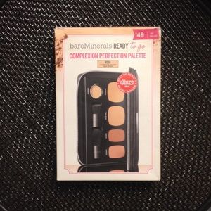 bareMinerals READY to go Palette