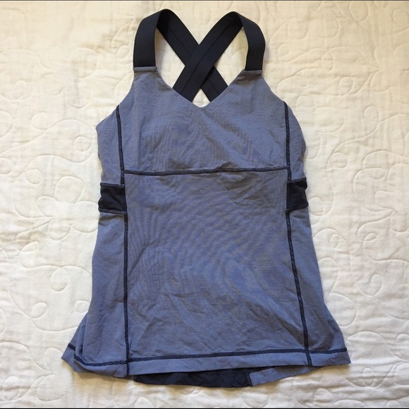 Lululemon Racerback Tank w Adjustable Bra