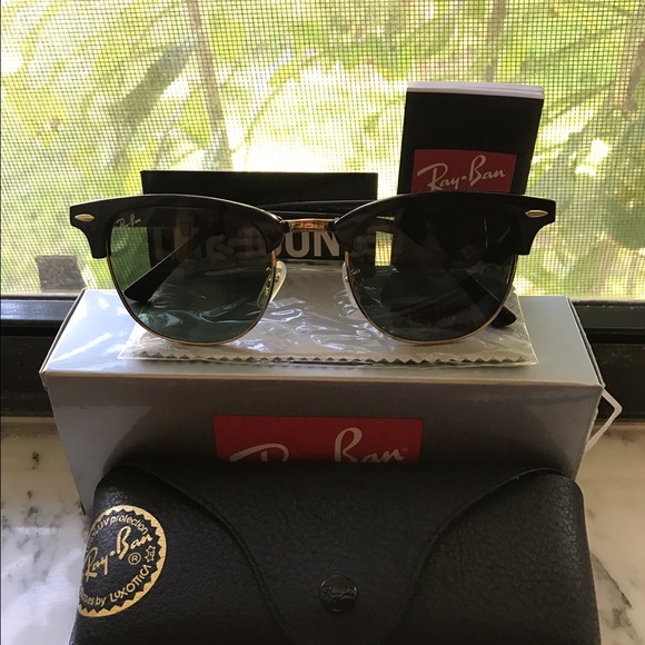 Ray Ban clubmaster W0365 51/21 3N in black