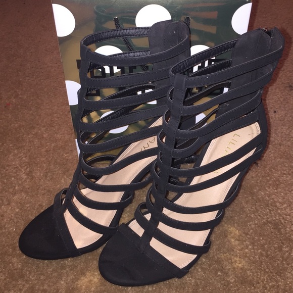 Black Heels - Picture 1 of 1