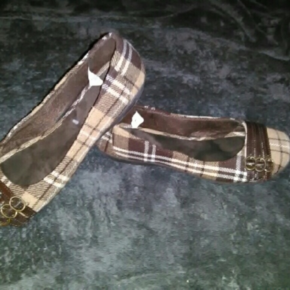Plaid printed flats