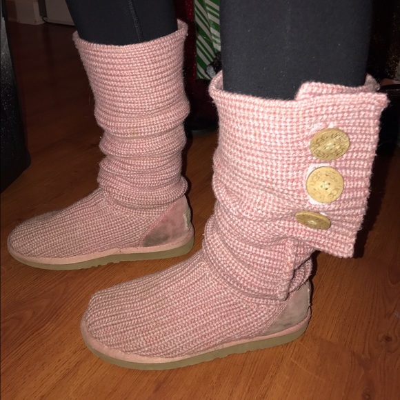 Limited edition mauve cardy uggs