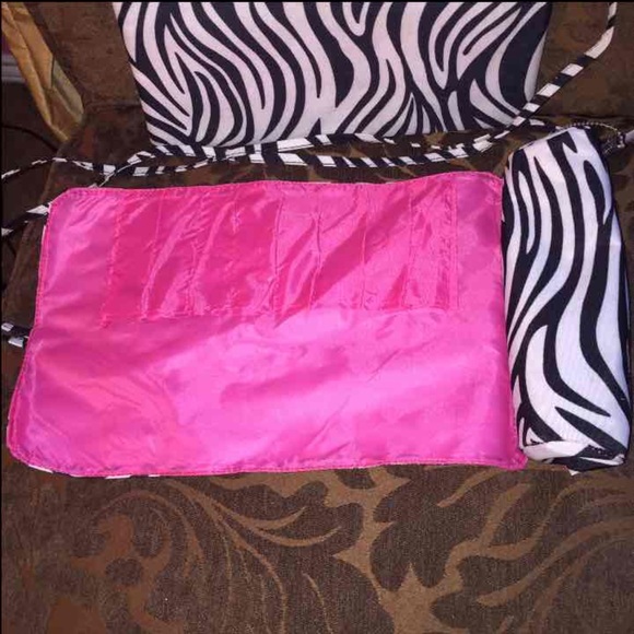 Makeup bags - Picture 1 of 2